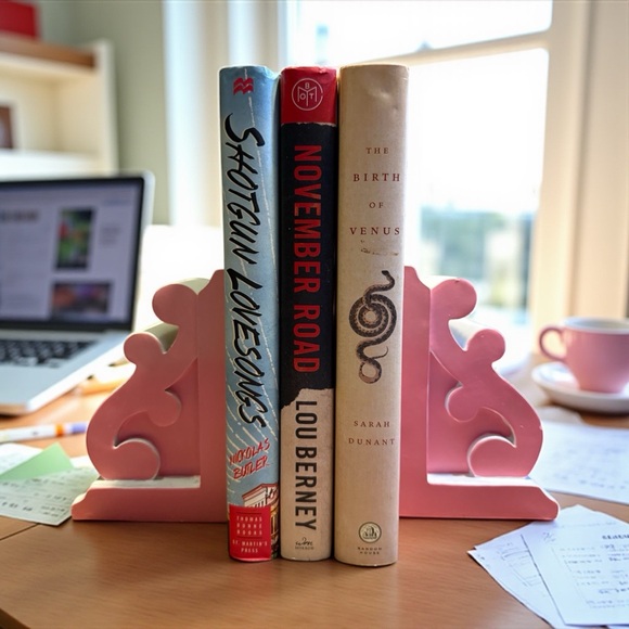 Set of Solid Wood Pink and White Bookends - Picture 5 of 17